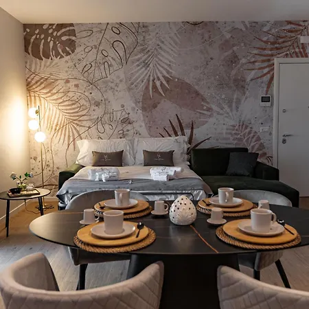 Apartamento Mc Luxury With Free Parking In Poggiofranco