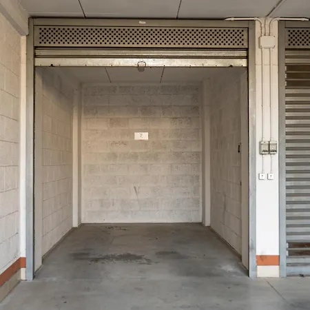 Mc Luxury With Free Parking In Poggiofranco Apartamento Bari