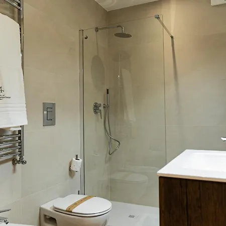 Apartment Mc Luxury With Free Parking In Poggiofranco Bari