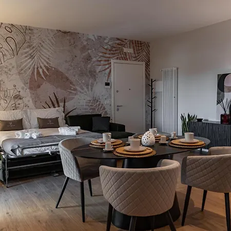 Mc Luxury With Free Parking In Poggiofranco Apartment Bari