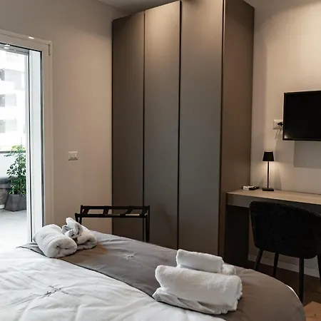 Mc Luxury With Free Parking In Poggiofranco *