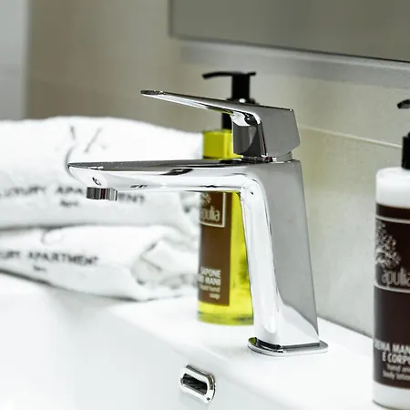 Mc Luxury With Free Parking In Poggiofranco * Bari