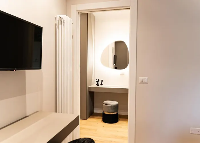 Mc Luxury With Free Parking In Poggiofranco