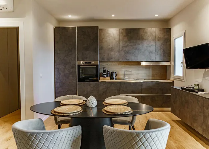 Mc Luxury With Free Parking In Poggiofranco Apartament *