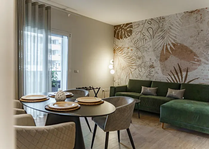 Mc Luxury With Free Parking In Poggiofranco Apartament