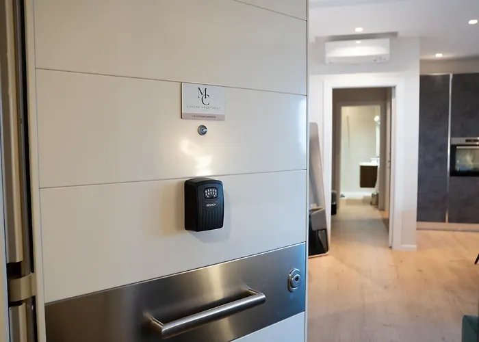 Mc Luxury With Free Parking In Poggiofranco *