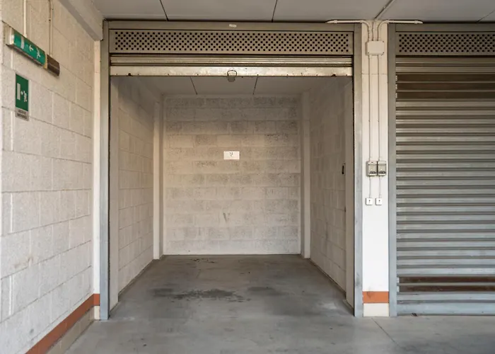 Mc Luxury With Free Parking In Poggiofranco Apartament Bari