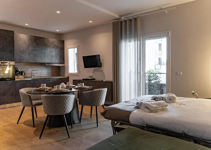 Apartament Mc Luxury With Free Parking In Poggiofranco *